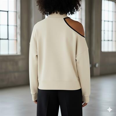 Modern Açık Omuz (Tek Omuz) Balıkçı Yaka Kadın Sweatshirt - Krem Rengi