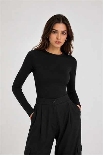 Siyah Kadın Uzun Kollu Likralı Basic Body – Esnek Polyamid Elastan Kumaş, Slim Fit, Günlük Şık Üst