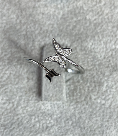 Silver Kelebek Detaylı Zirkon Taşlı Yüzük