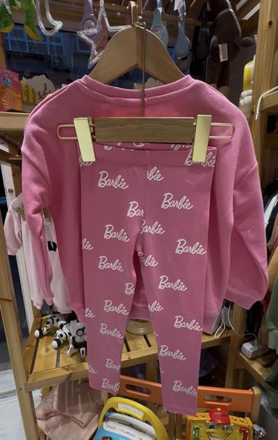 Barbie Takım 