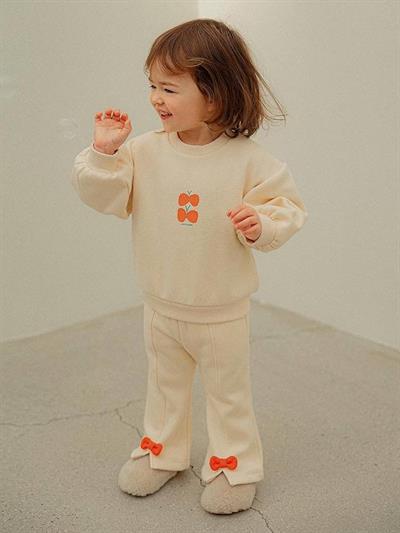 Fiyonk Detaylı Takım Krem