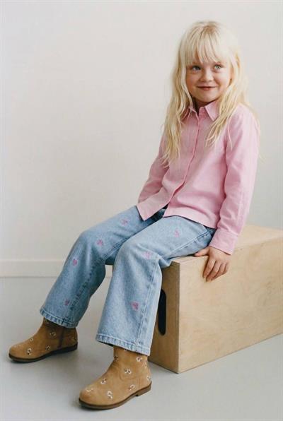 Gömlekli Fiyonk Nakışlı Jean Takım 