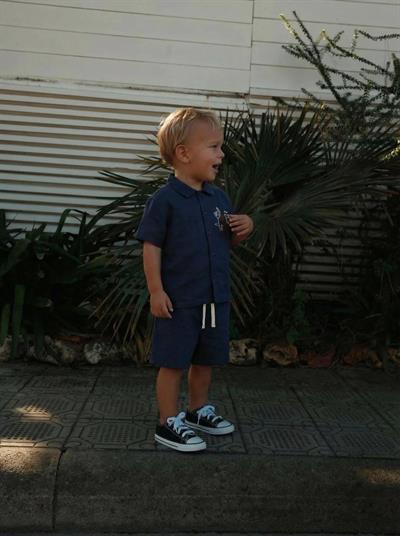 Laciel Paris Los Angeles Dokuma