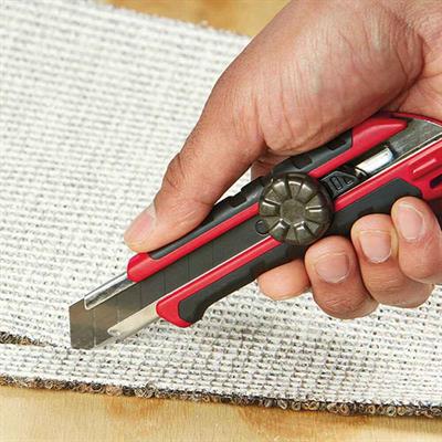 MILWAUKEE Ayarlı Maket Bıçağı 18 mm