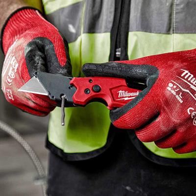 MILWAUKEE Fastback Maket Bıçağı ve Tornavida