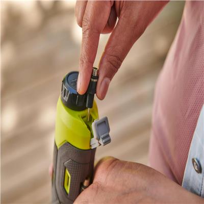 RYOBI RI4-120G Akülü Lastik Şişirme Kompresörü 4V Li-Ion - USB-C ile Şarj Edilebilir