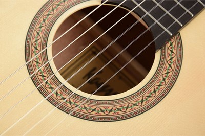 Kaysen CG-126 4/4 Masif Ahşap Klasik Gitar