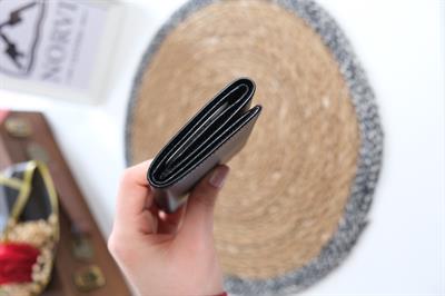 Hakiki Deri Cüzdan Mıknatıslı Parlak Siyah 1125