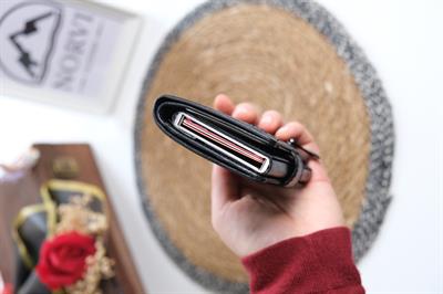 Hakiki Deri Minimal Mekanizmalı Kartlık Parlak Siyah 1341