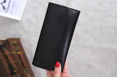 Saraciye Dikişli Telefon Bölmeli Hakiki Deri Cüzdan Parlak Siyah 1052