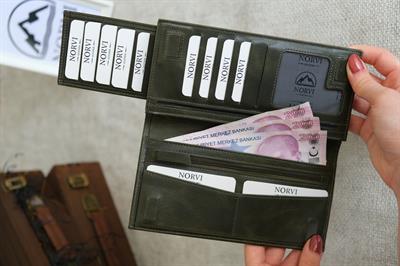 Telefon Bölmeli Mıknatıslı Hakiki Eskitme Deri Cüzdan Haki Yeşil Rengi 1023