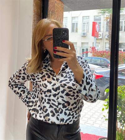 Saten Gömlek Leopar Desenli Yeni