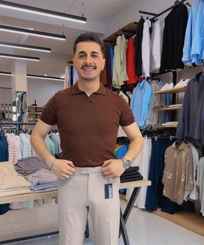 V-Yaka Triko Tişört Kahve