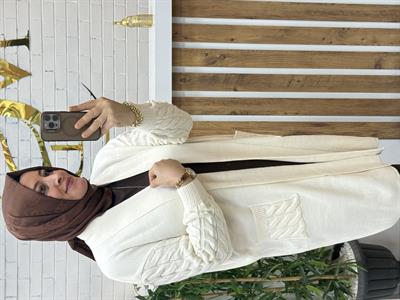 ŞAL YAKA SAÇ ÖRGÜLÜ HIRKA