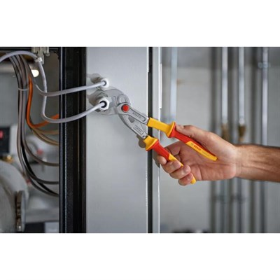 BOSCH 1600A02NE5 Boru Anahtarı 250 mm Professional