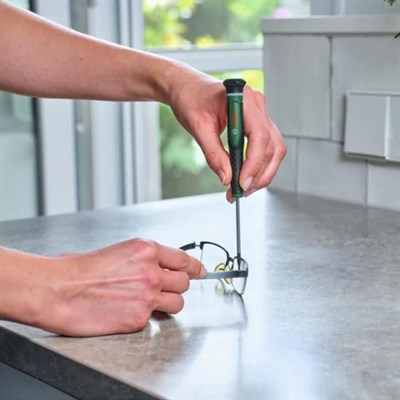 BOSCH 1600A02Z9N Elektronikçi Tip Klemens Tornavida Takımı 13 Parça