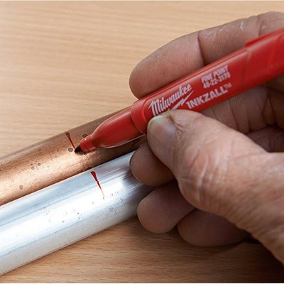 MILWAUKEE 4 Farklı Renkli Marker İşaretleme Kalemi 4 Adet