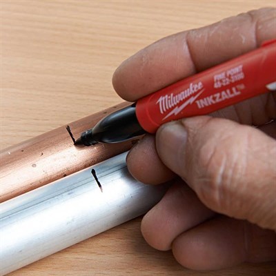 MILWAUKEE 4 Farklı Renkli Marker İşaretleme Kalemi 4 Adet