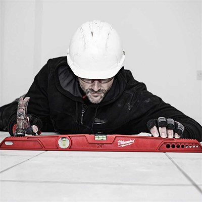 MILWAUKEE Su Terazisi Redcast 80 Cm