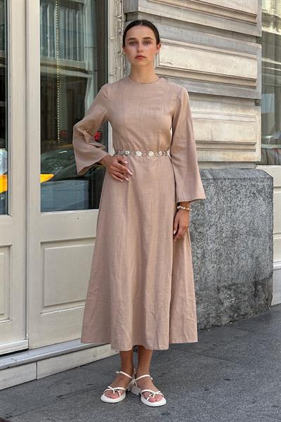 Bej Dikiş Detaylı Keten Elbise