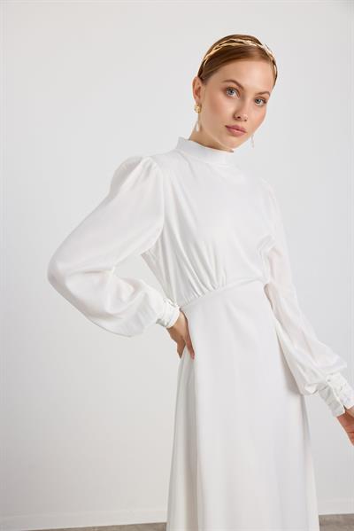 Beyaz Elena Elbise