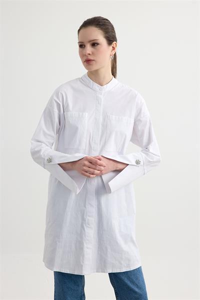 Beyaz Hakim Yaka Detaylı Cepli Tunik
