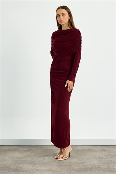 Bordo Omuz Detaylı Drape Elbise