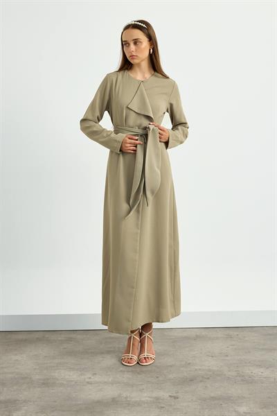 Haki Yaka Detaylı Kuşaklı Elbise