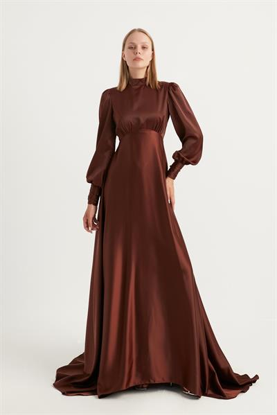Kahverengi Kuyruklu Elena Elbise