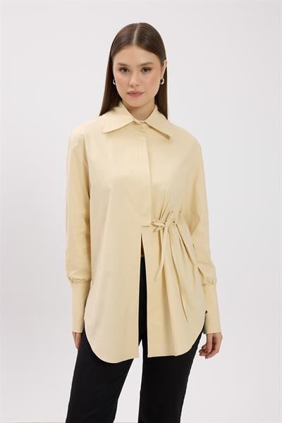 Krem Bağlama Detaylı Klasik Yaka Gömlek