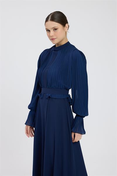 Lacivert Bedeni Piliseli Krep Şifon Elbise