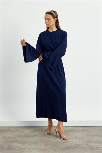 Lacivert Kolu Volanlı Kemerli Elbise