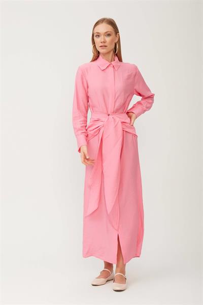 Pembe Kuşak Detaylı Elbise