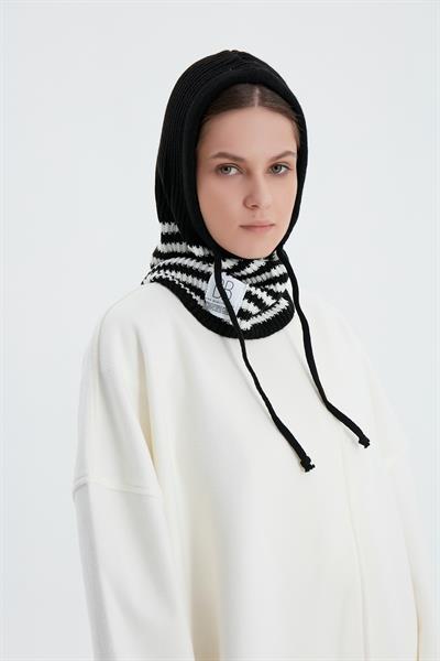 Siyah Çizgili Triko Bere