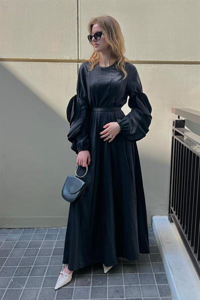 Siyah Katman Kol Detaylı Elbise