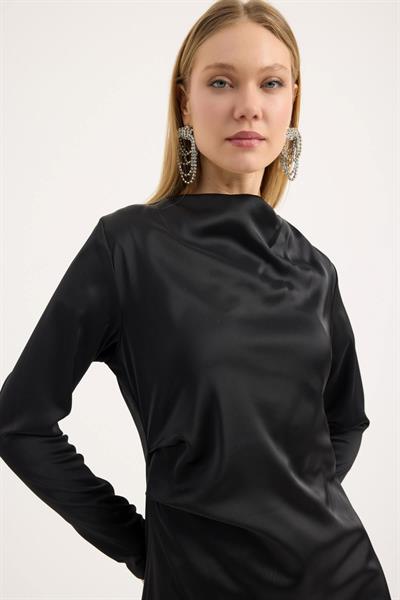 Siyah Saten Drape Elbise