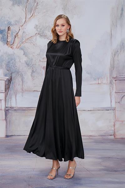 Siyah Saten Vatkalı Elbise