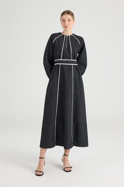 Siyah Tüvit Chanel Biyeli Elbise