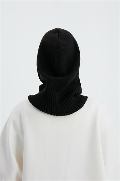 Siyah Yarı Fitilli Triko Bere