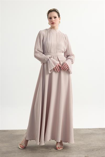 Taş Rengi Bedeni Piliseli Krep Şifon Elbise