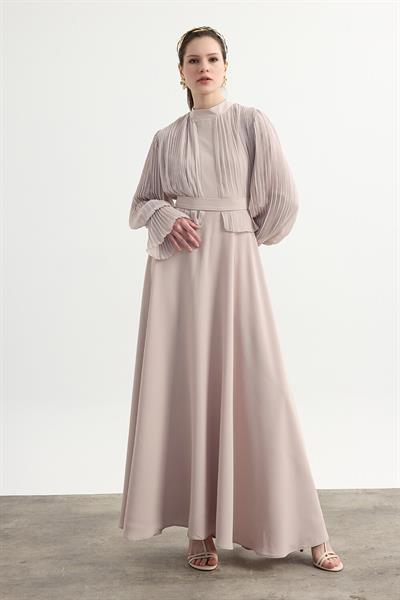 Taş Rengi Bedeni Piliseli Krep Şifon Elbise