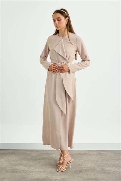 Vizon Yaka Detaylı Kuşaklı Elbise