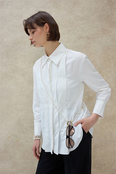 Beyaz Nevara Gizli Dikiş Detaylı Gömlek 