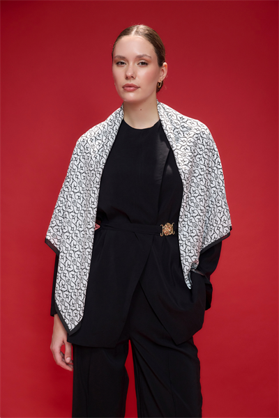 Beyza Gül Monogram Omuz Şalı