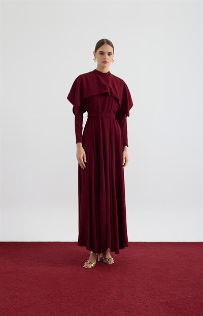 Bordo Asimetrik Kesim Pelerinli Elbise