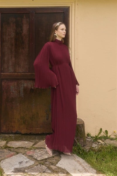Bordo Azalea Pilise Detaylı Elbise