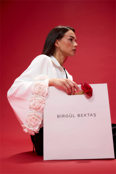 Ekru Gülche Gül Detaylı Ceket