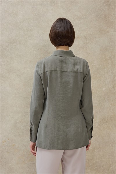 Haki Runa Pileli Asimetrik Gömlek 