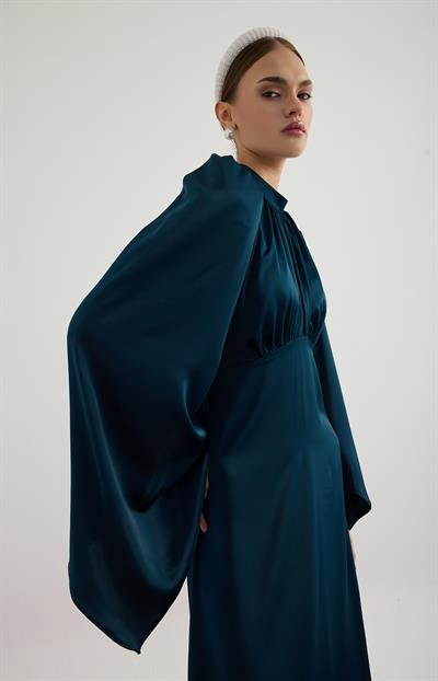 Petrol Mavisi Geniş Kol Detaylı Elbise