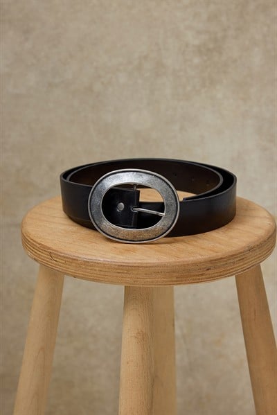 Siyah Antik Oval Tokalı Kemer